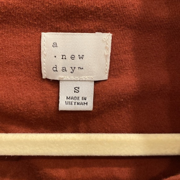Quarter zip sweatshirt - Picture 2 of 3